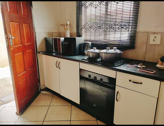 2 BEDROOM FREEHOLD FOR SALE IN DUVHA PARK